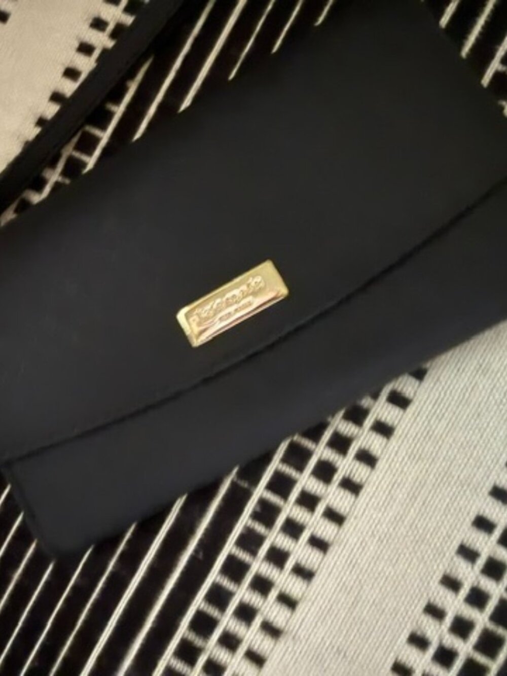 KATE SPADE Laurel Way Tri-Fold Wristlet - Like New
